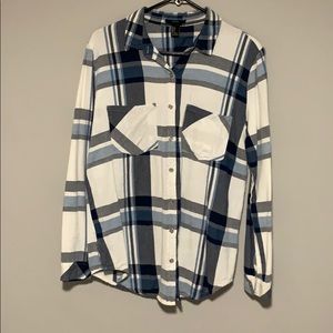 Bule, black and white flannel